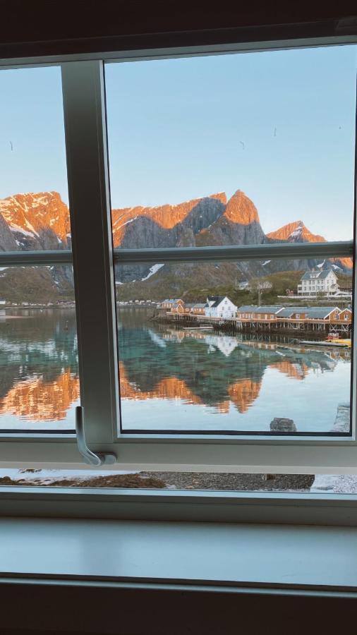 Villa Little White House Reine Esterno foto