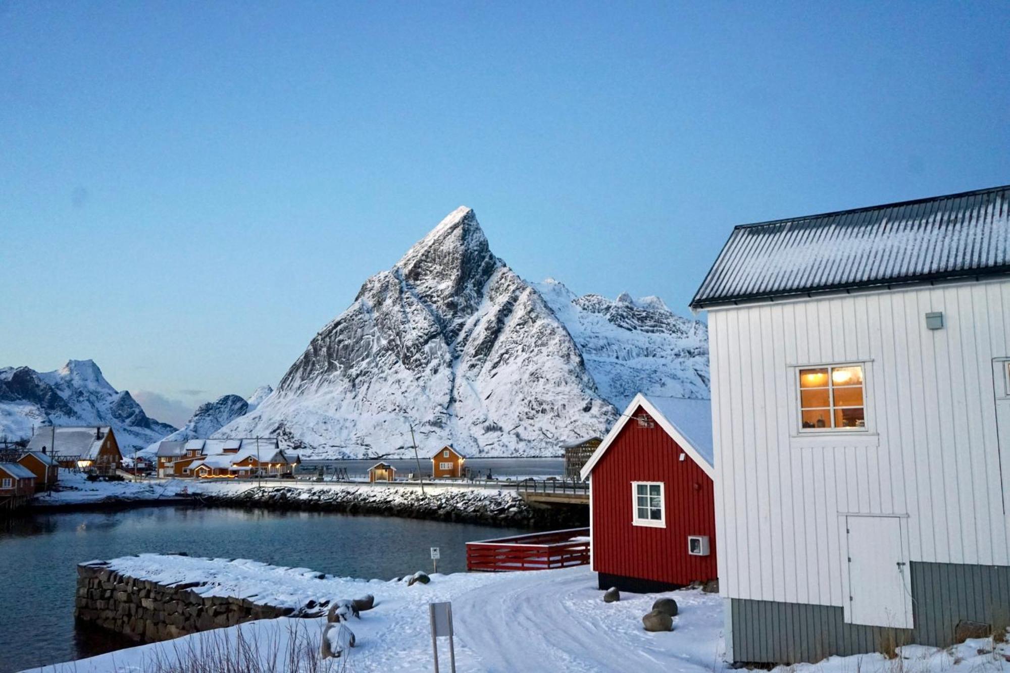 Villa Little White House Reine Esterno foto